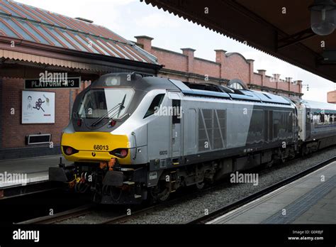 Horsham to Birmingham train from £16 with Chiltern Railways